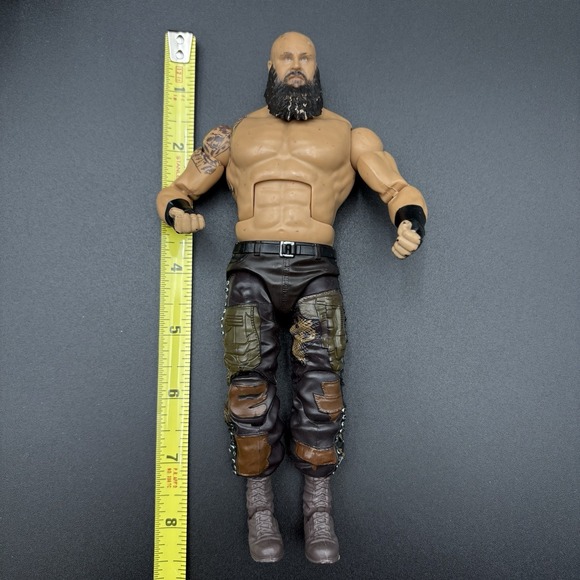 Lot Of 17 WWE Wrestling Action Figures Collection With Ring and Belt - Picture 10 of 16